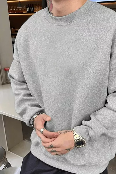 Мужская простая серая базовая толстовка оверсайз без принта с круглым вырезом и вырезом