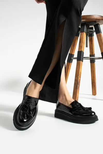 Miche براءات الاختراع الجلود جلد طبيعي المرأة أحذية المتسكع