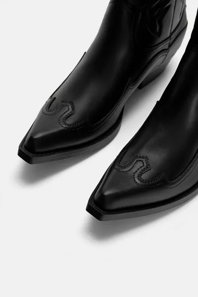 أحذية رعاة البقر