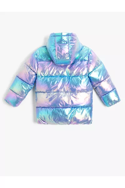 معطف مبطن كبير الحجم بغطاء للرأس لامع