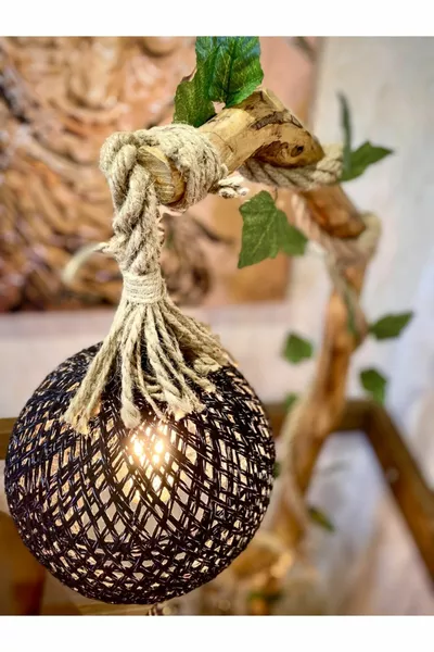 Настолна лампа тип дърво  см с две крушки, етажерка за книги, черна, топка, естествено дърво, осветление за ъгли