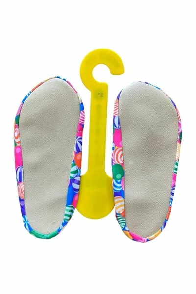 حلوى ملونة منقوشة غير قابلة للانزلاق البحر وجوارب حمام السباحة