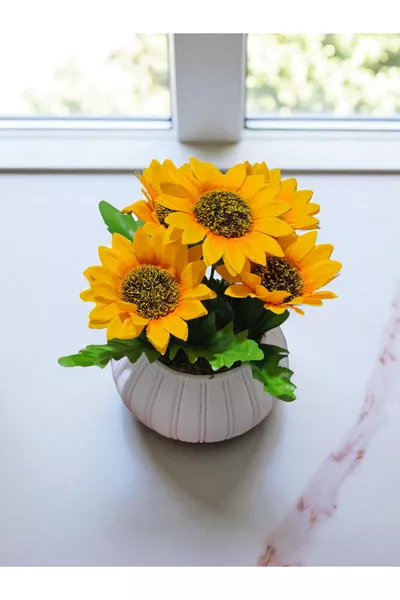 Изкуствен слънчоглед с 5 стъбла в бетонен саксия (Саксията е включена)
