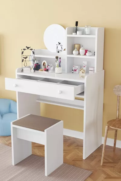 طاولة مكياج مع مقعد كومرو