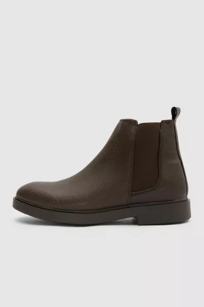 Braune Chelsea Boots der Saison