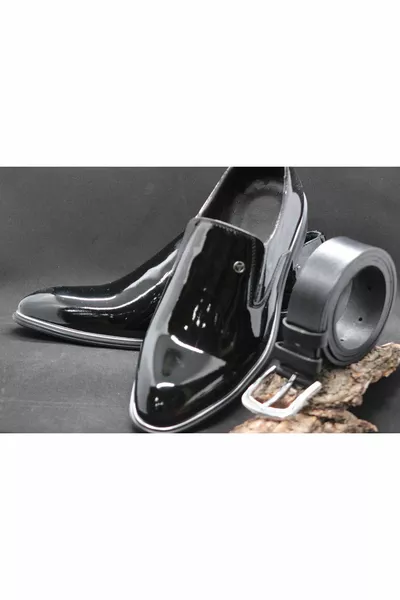 МУЖСКИЕ ЛАКИРОВАННЫЕ ЧЕРНЫЕ ПОВСЕДНЕВНЫЕ КЛАССИЧЕСКИЕ СВАДЕБНЫЕ ТУФЛИ ДЛЯ ЖЕНИХА (ПОДАРОК НА РЕМЕНЬ ИЗ НАТУРАЛЬНОЙ КОЖИ)