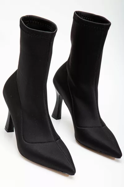 Schwarze Damenstiefel aus Stretch mit mittelhohem Absatz