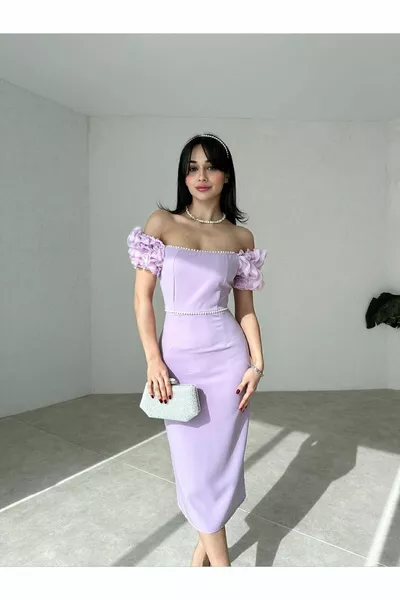 Robe midi fendue lilas à manches volantées