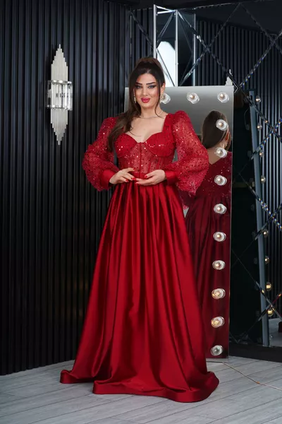 Perle Tüll Pailletten Satin Design Dekolleté Langes Kleid Abendkleider