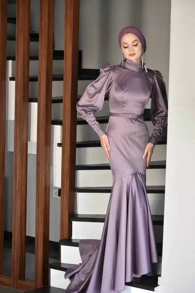 Люлякова вечерна рокля от морска звезда