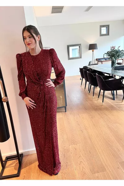 Дизайн Бордо драпирани вечерни рокли с пайети