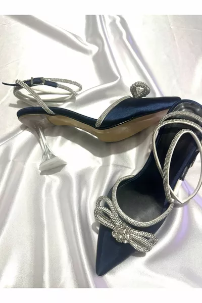 Damen Marineblau Satin 8 cm Transparente Schleife mit Absatz Stein Knöchel Wrap Spitze Zehe Abendschuhe