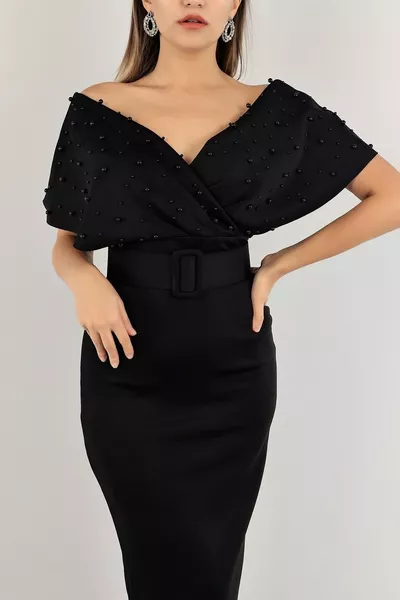 Kadın Siyah Incili Kruvaze Yaka Scuba Abiye Elbise 