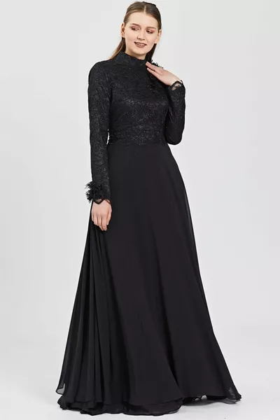 Черна дантела, вечерна рокля с пола от шифон с аксесоари на цветя и листа