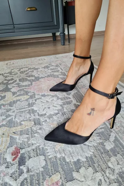  Scarpe da sera da donna con cravatta alla caviglia a spillo con tacchi