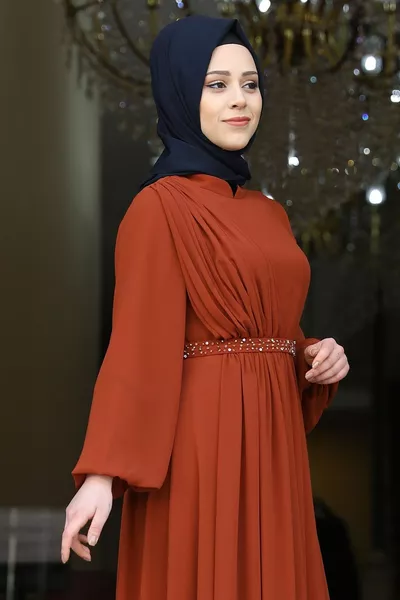 Ahsen مساء اللباس بلاط