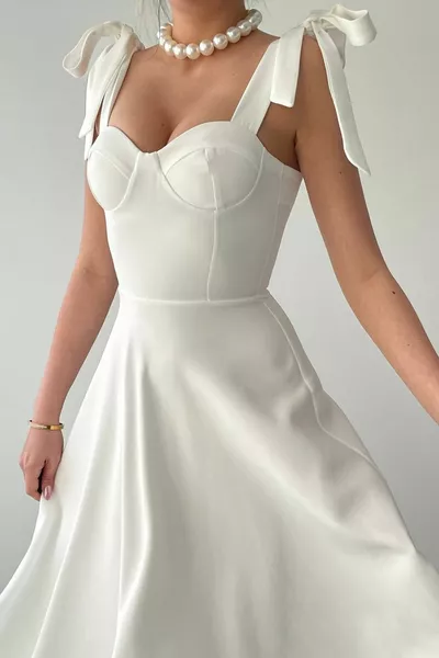 الأشرطة اتصال أطلس النسيج مبطن ميدي طول واسعة قطع الأبيض مساء اللباس 