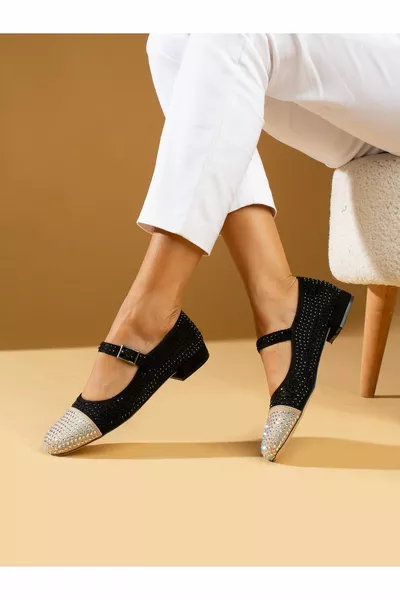 LİDYA الحجر الأسود الباليه النسائي شقق