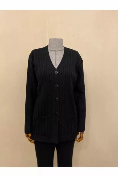 Knitted Winter Wool Mother Cardigan / Black