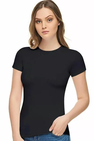 تيشيرت نسائي بياقة 0