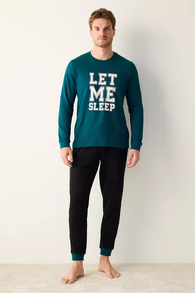 طقم بيجامة جوغر ملون من Sleep