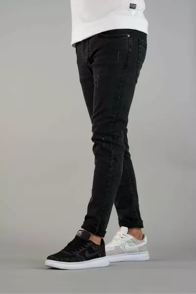 Мъжки дънки антрацитово сиво, права кройка, тясно прилепнали