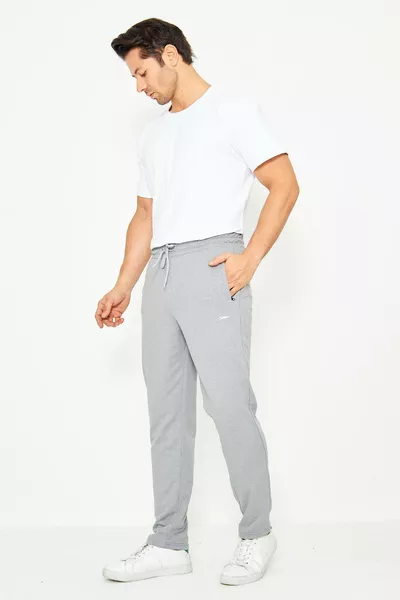 Men's Straight-Leg Relaxed Fit Sweatpants 