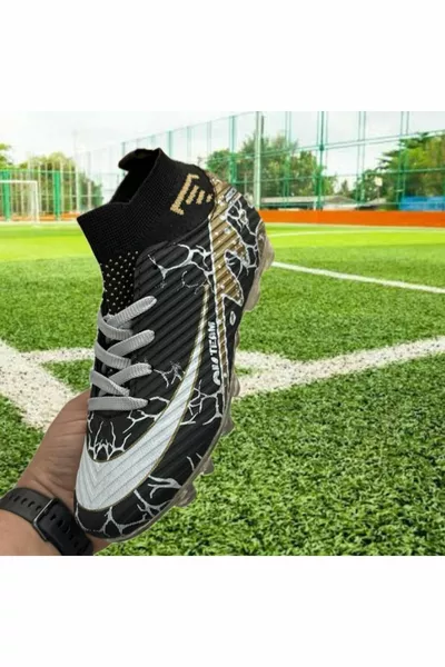 Fußballschuhe mit Socken