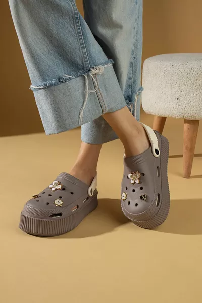 المرأة المنك إيفا البحر بيتش كوك طبيب ممرضة مستشفى كونفورت عارضة الصنادل النعال