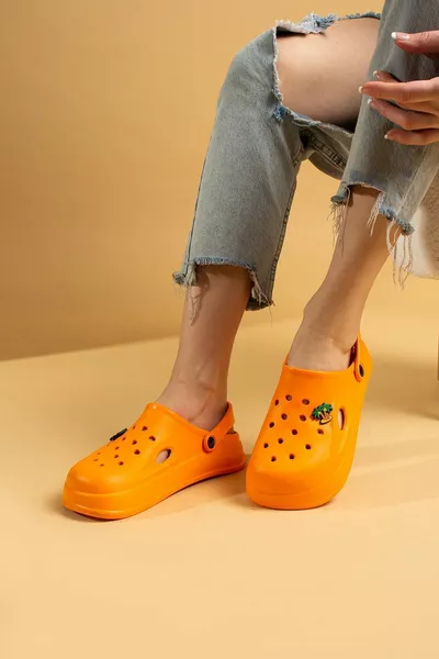 نسائي برتقالي إيفا سي بيتش كوك طبيب ممرضة مستشفى كونفورت صنادل كاجوال شباشب