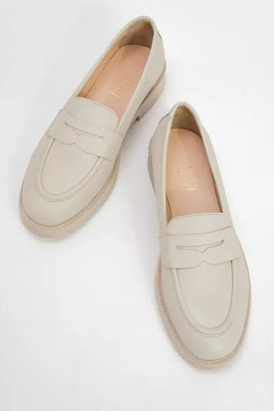 PLINE Ecru Skin جلد طبيعي أحذية نسائية متسكعة