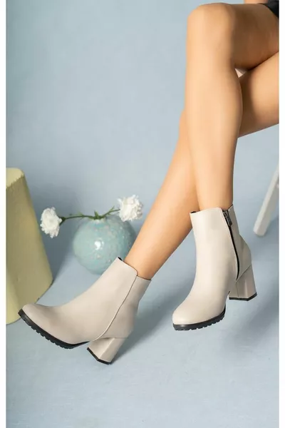 Beige klassieke laarzen met hak voor dames Casual kantoorlaarzen