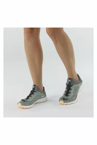 Amphib Bold 2W حذاء خارجي نسائي أخضر ميليو بلسم أخضر