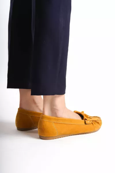  الخردل من جلد الغزال شرابة عارضة المرأة الباليه الشقق