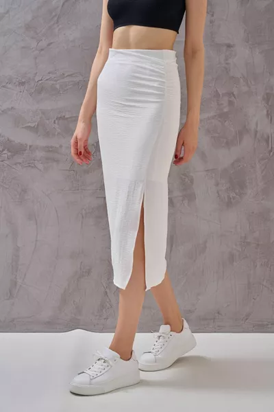 GONNA A TUBINO DRAPPEGGIATA DA DONNA