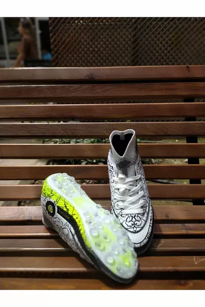 Chaussures de football Chaussures de football avec chaussettes