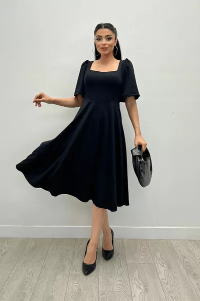 Креп плат квадратно деколте Midiboy вечерна рокля - ЧЕРНО