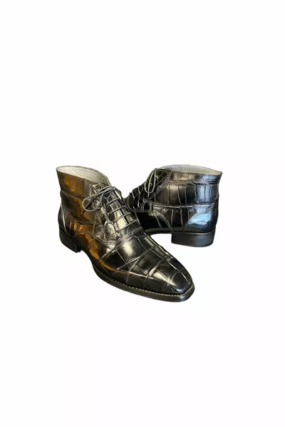 Кожаные сапоги