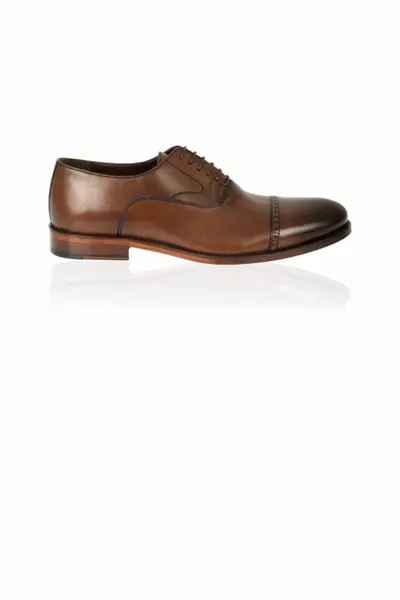 أحذية جلدية