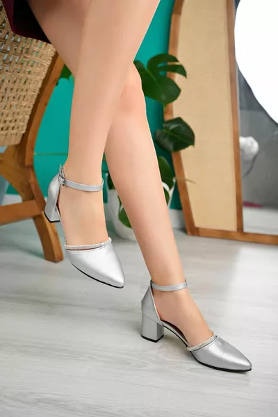 Women's Pointed Toe Silver Color Medium Size Thick Heels Stone Detailed New Classic Shoes