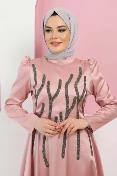 Robe de soirée en satin de pierre Rose séchée