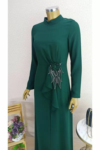  Rose und Stein Detailliertes Abendkleid mit Richterkragen Qks Abendkleid ##