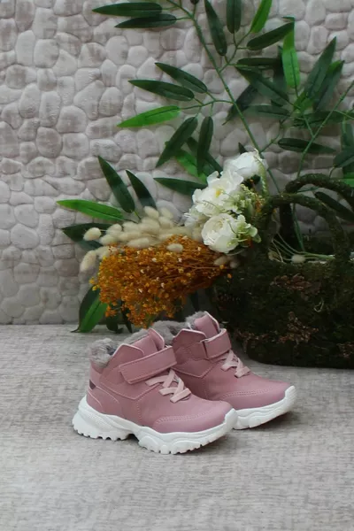 .K. أحذية جوردون خفيفة الوزن مريحة تشريحيا للفتيات