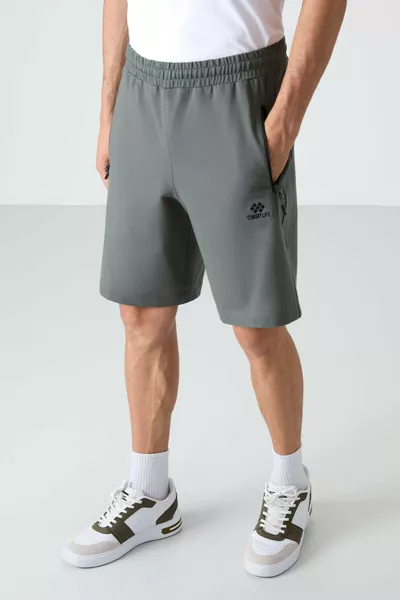 Short homme standard à cordon avec poches arrière zippées cachées Çağla - 