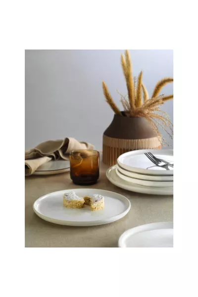 BPA Free Oslo 7-Piece Cake Set Modern Round 6+ Porcelain White Cake Plate