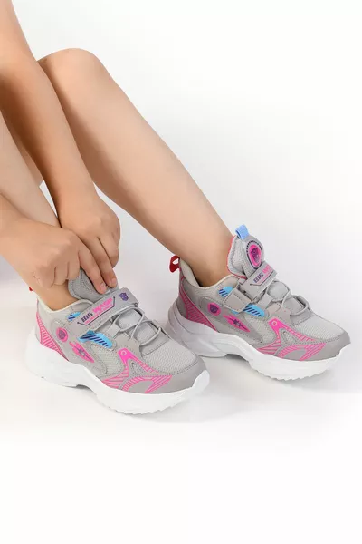 xTwins - FORMES الفتيات عارضة الفيلكرو أحذية رياضية