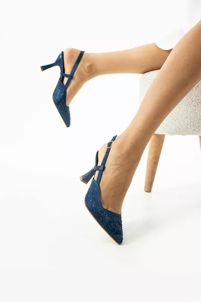 هيرا طبعة حجر أزرق كحلي مع كعب