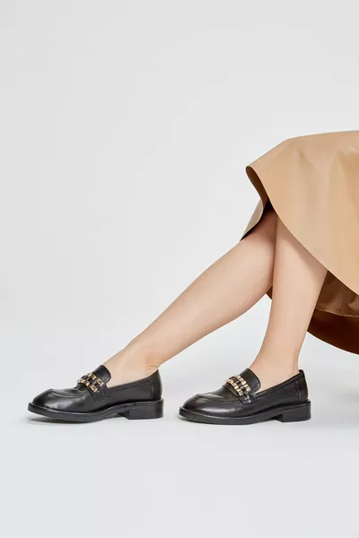 Дамски черни обувки от естествена кожа Loretta