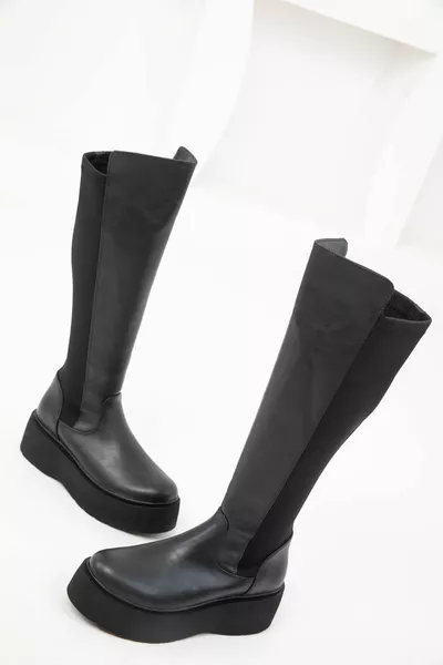 حذاء نسائي أسود 