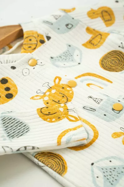 Set di 5 abiti per neonati in cotone al % stampato, ideale per l'uscita dall'ospedale